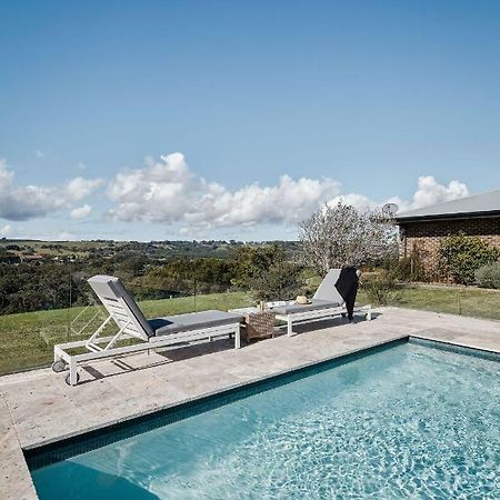 99 Acres Bangalow Retreat 外观 照片